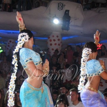 Шоу в Одессе. Индийские танцы.
